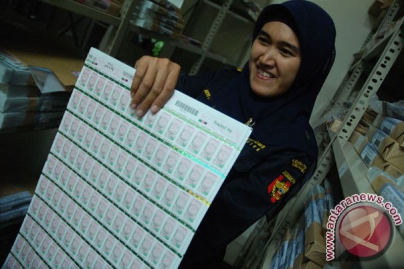 komisi-xi-dpr-dukung-langkah-purbaya-tahan-cukai-rokok-pada-2027