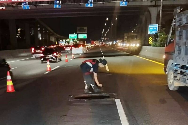 jasamarga-tangani-jalan-berlubang-tol-jakarta-cikampek-secara-bertahap