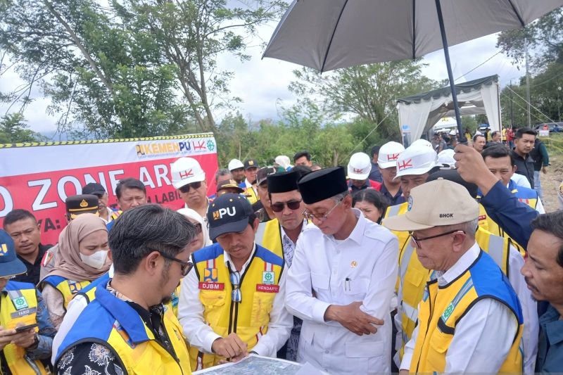 menteri-pekerjaan-pu-di-daerah-bencana-harus-melibatkan-masyarakat