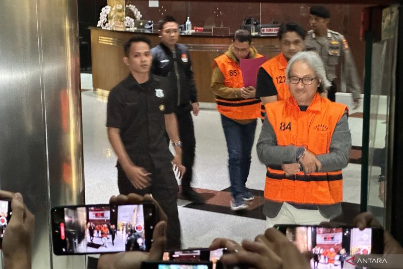 KPK mendalami kaitan rangkap jabatan Mulyono dengan kasus restitusi pajak