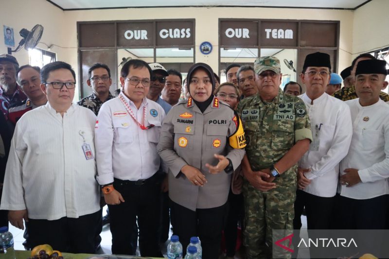 polres-bekasi-perkuat-edukasi-bahaya-narkoba-di-kampung-kavling