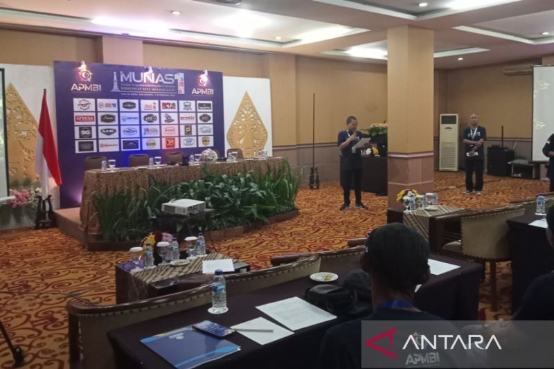 munas-i-apmbi-di-bantul-tumbuhkan-ekosistem-industri-marching-band