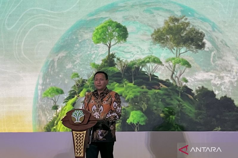 wamenhut-sebut-sektor-kehutanan-pilar-penting-pembangunan-ekonomi