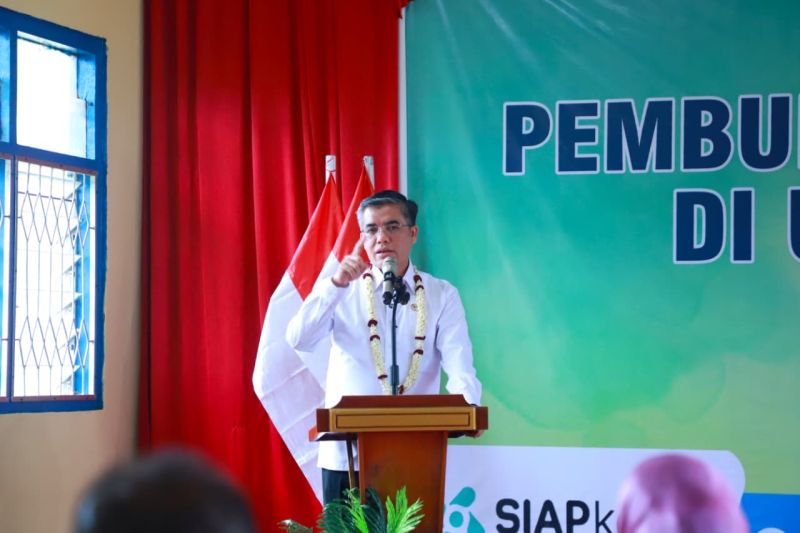 menaker-minta-lulusan-blk-miliki-akses-ke-dunia-kerja-melalui-jejaring