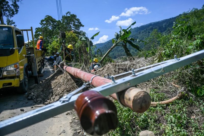 pln-pulihkan-100-persen-kelistrikan-di-gayo-lues-aceh-pascabencana
