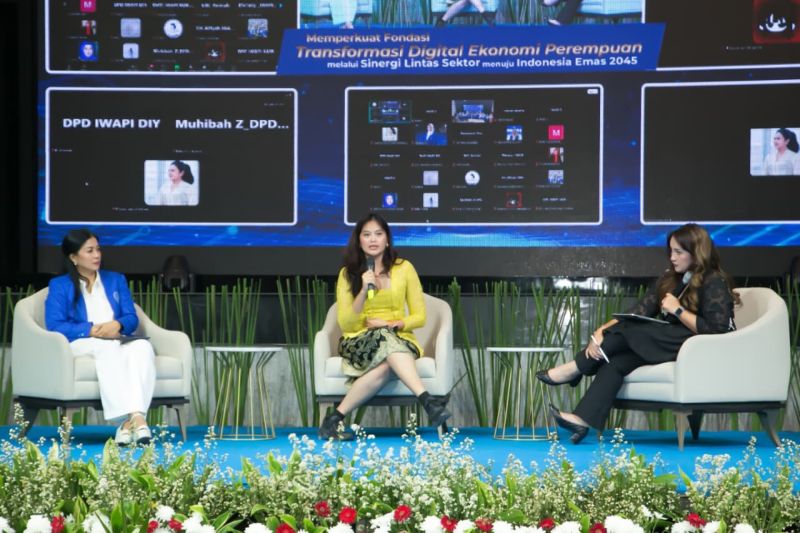 srikandi-mayantara-iwapi-latih-umkm-wanita-manfaatkan-ai-untuk-usaha