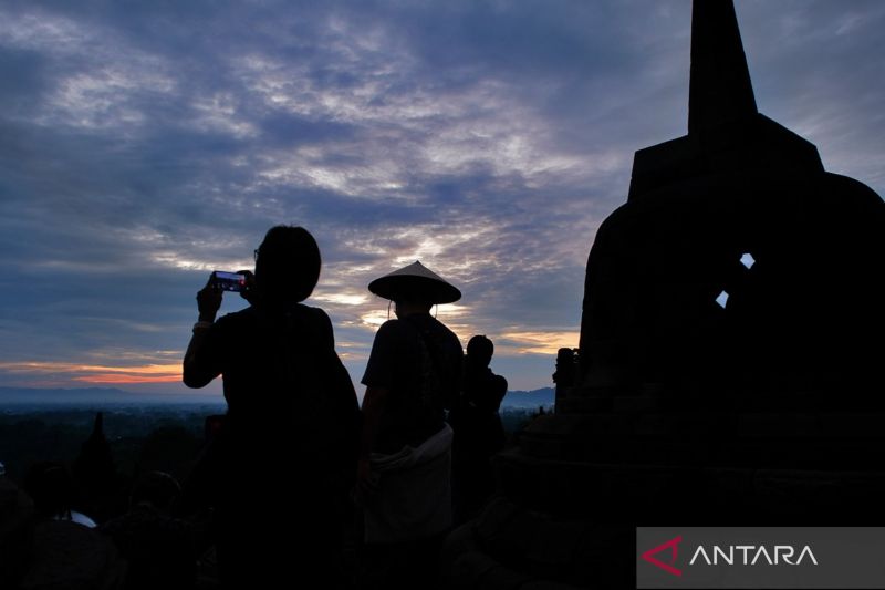 candi-borobudur-promo-tiket-sunrise-dan-sunset-imlek-2577
