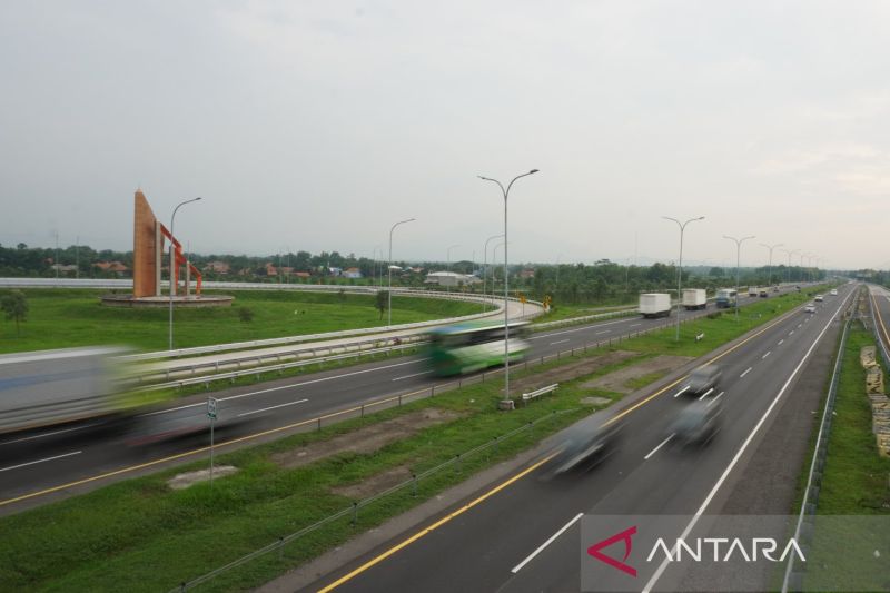 astra-tol-cipali-396-ribu-kendaraan-melintas-selama-libur-imlek