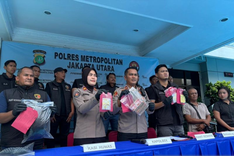 polisi-tangkap-pria-yang-mencuri-uang-dan-barang-senilai-rp400-juta