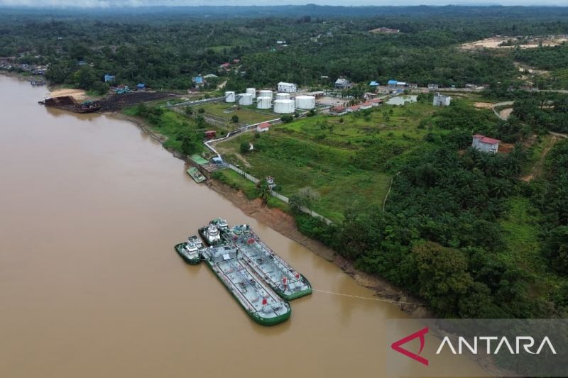 pertamina-percepat-pemulihan-distribusi-bbm-di-wilayah-hulu-kalbar
