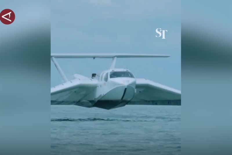 gaet-minat-turis-singapura-batam-kenalkan-moda-transportasi-airfish