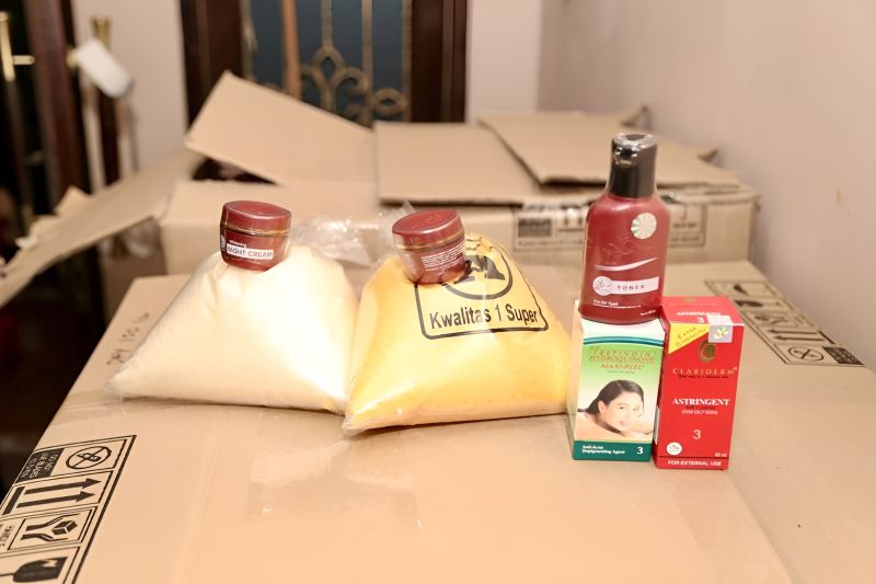 Pengungkapan kosmetik ilegal