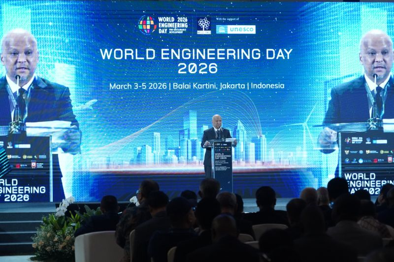 ilham-habibie-smart-engineering-harus-jawab-tantangan-masyarakat