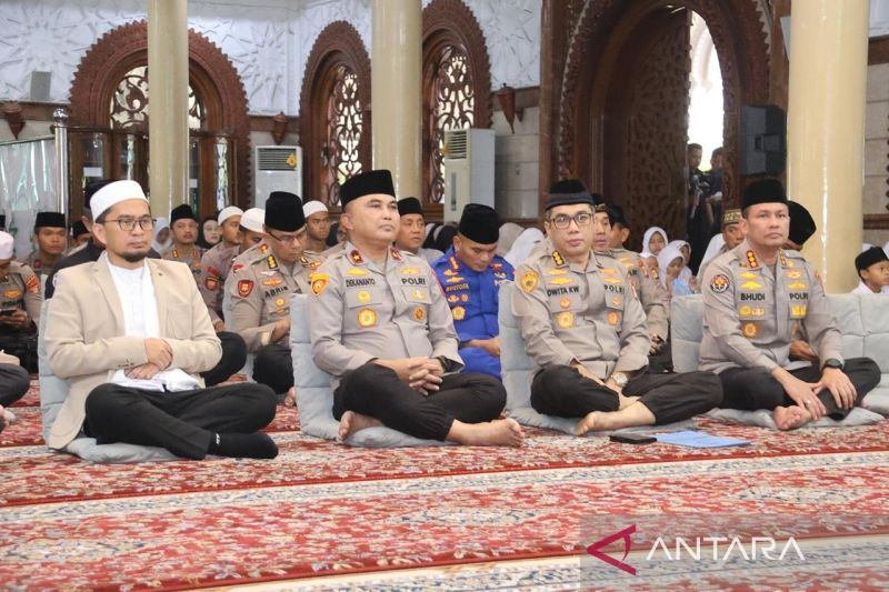 polda-metro-peringati-nuzulul-quran-untuk-perkuat-iman-integritas-personel