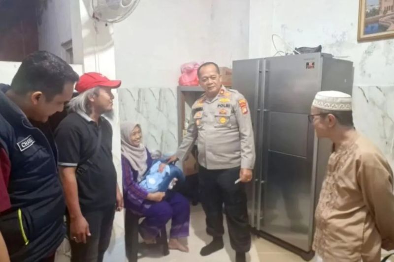 penemuan-bayi-pada-gerobak-nasi-uduk-di-jaksel-diselidiki-polisi