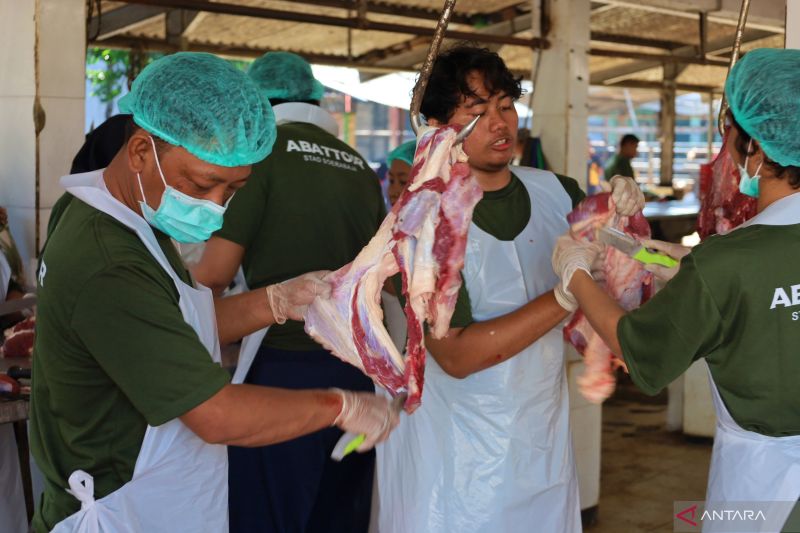 rph-surabaya-obral-daging-iga-di-pasar-murah-ramadhan