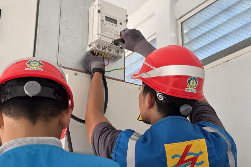 pln-uid-sulselrabar-imbau-masyarakat-waspada-bahaya-listrik