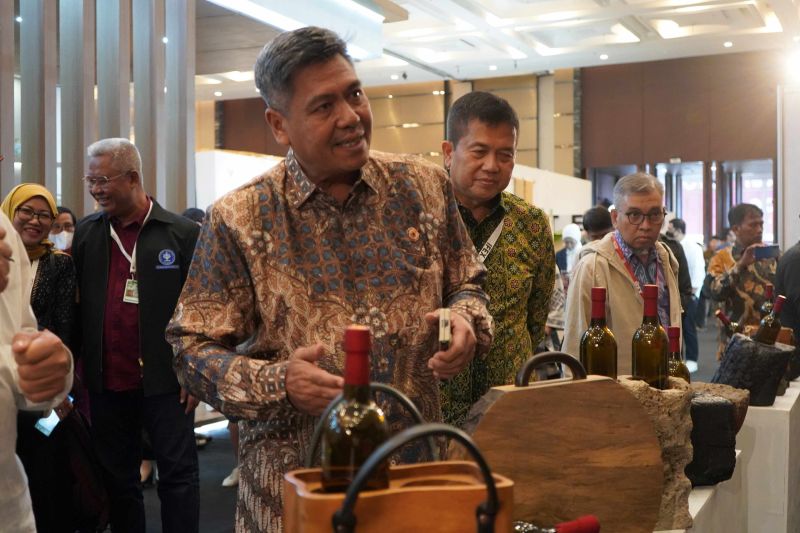 kemenperin-targetkan-ri-jadi-hub-produksi-industri-furnitur-dunia