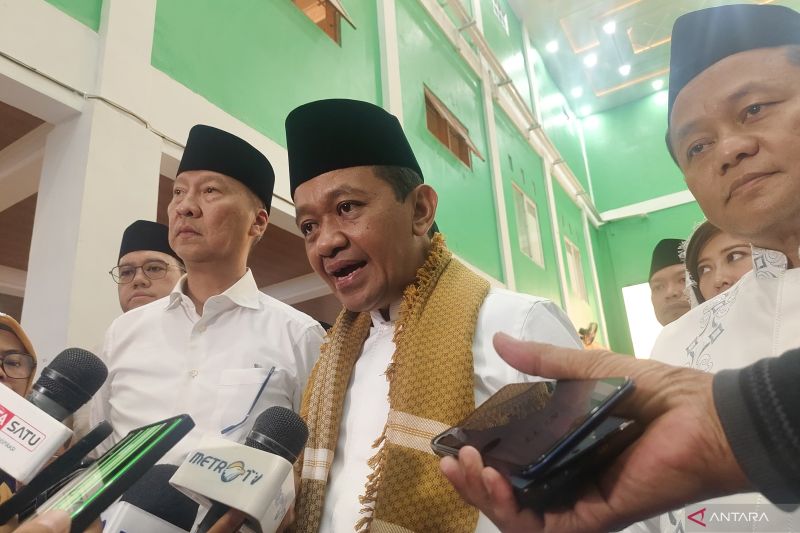 Bahlil: Pesantren ikut berperan tanamkan nilai nasionalisme