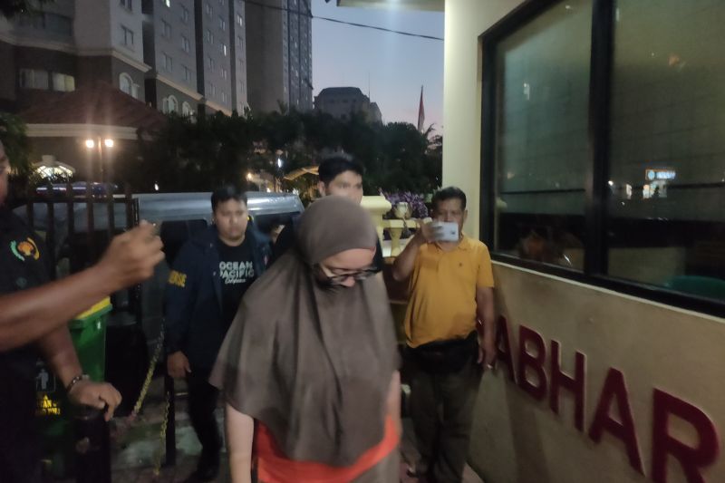 terlilit-pinjol-wanita-ini-gasak-harta-rp300-juta-milik-sahabat