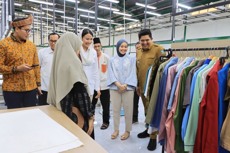 wamendag-produk-sentra-industri-fashion-lobam-potensial-diekspor