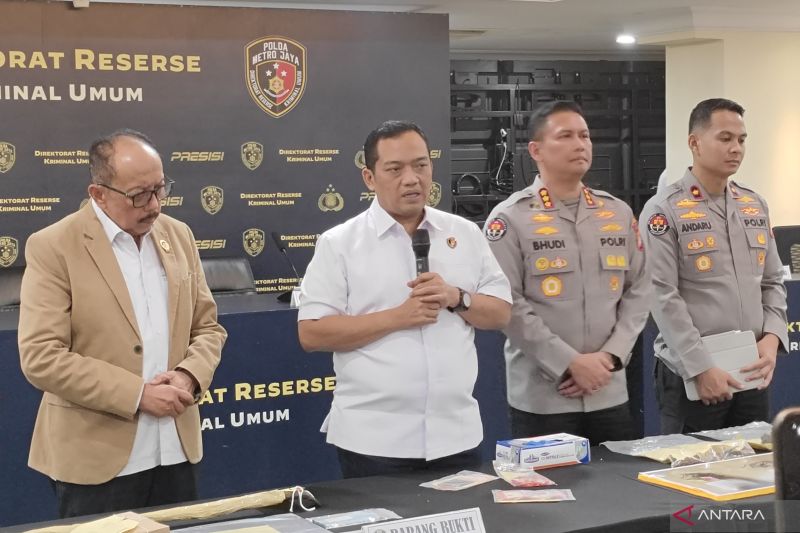 kasus-ijazah-jokowi-rismon-sianipar-ajukan-restorative-justice