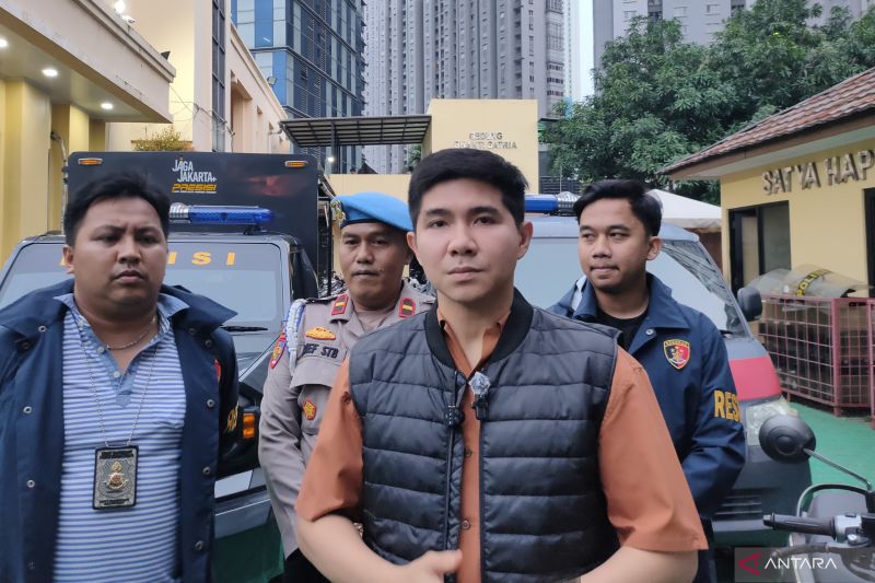 wanita-ini-jadi-korban-penipuan-bisnis-raket-padel-rp300-juta