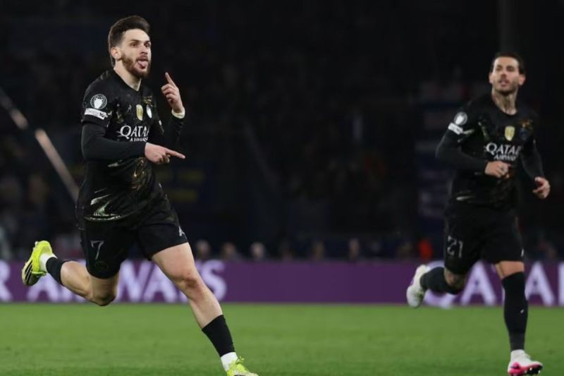 Kvaratskhelia optimistis PSG bisa pertahanan gelar Liga Champions