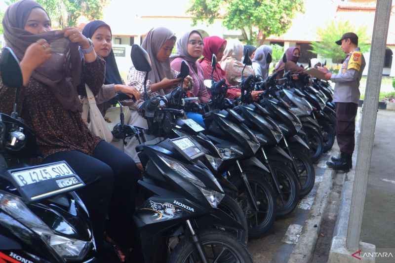 Polres Bekasi buka layanan titip kendaraan bagi pemudik