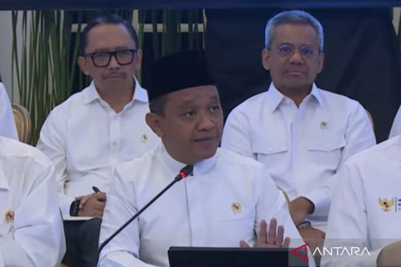 bahlil-sebut-ri-tak-impor-bbm-dari-timur-tengah