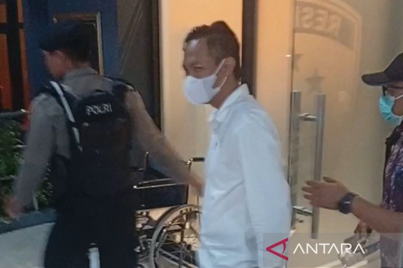 KPK: Salah satu pihak yang akan menerima THR Bupati Cilacap adalah Kapolresta