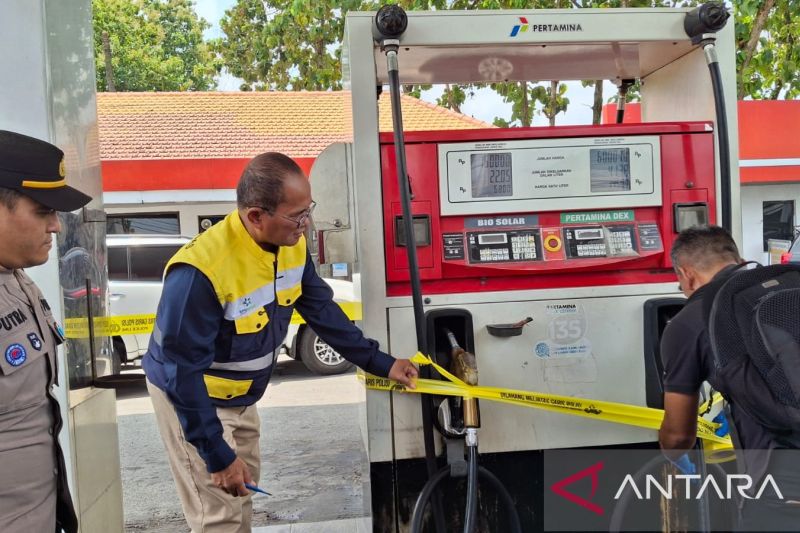 bph-migas-pertamina-alihkan-pasokan-bbm-di-spbu-jember-yang-disegel