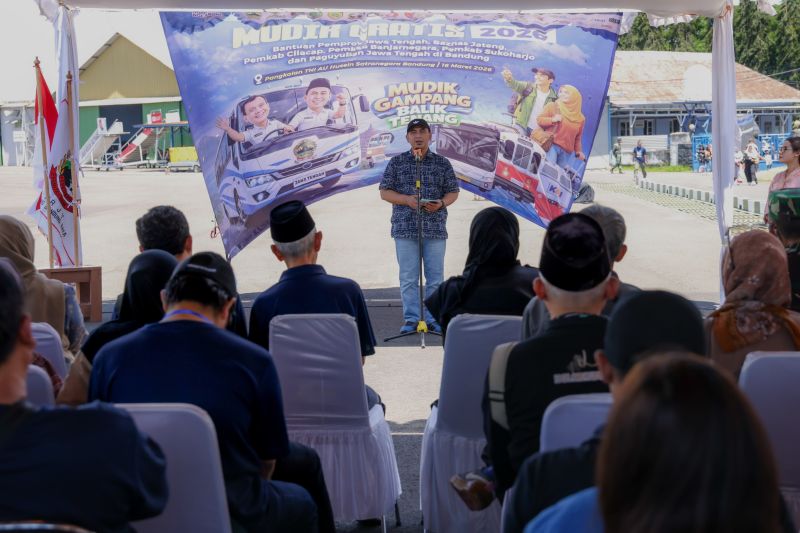 wagub-jateng-berangkatkan-1142-pemudik-dari-bandung