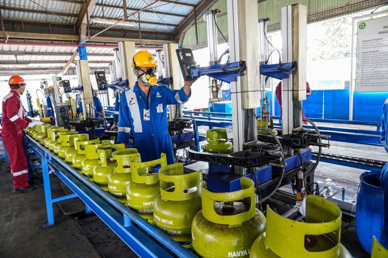 pertamina-patra-niaga-tambah-23-juta-tabung-lpg-3-kg-jaga-stok-lebaran