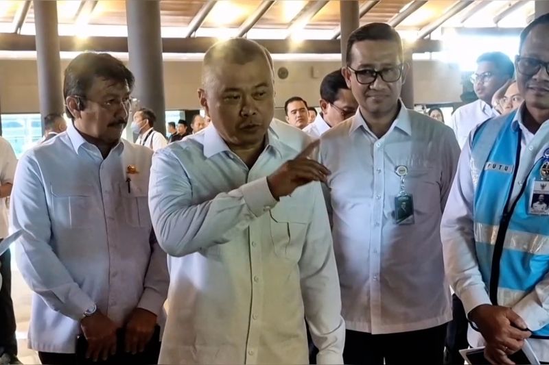 menhub-pastikan-pemudik-rasakan-manfaat-diskon-tiket-pesawat