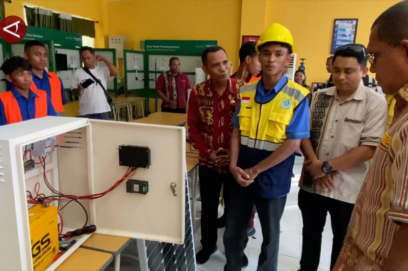 dorong-penguatan-ekonomi-sekolah-ntt-luncurkan-program-osop-di-kupang