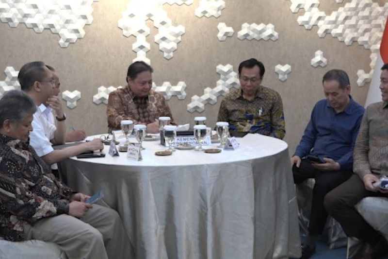 airlangga-konsultasikan-investigasi-dagang-as-dengan-pelaku-industri
