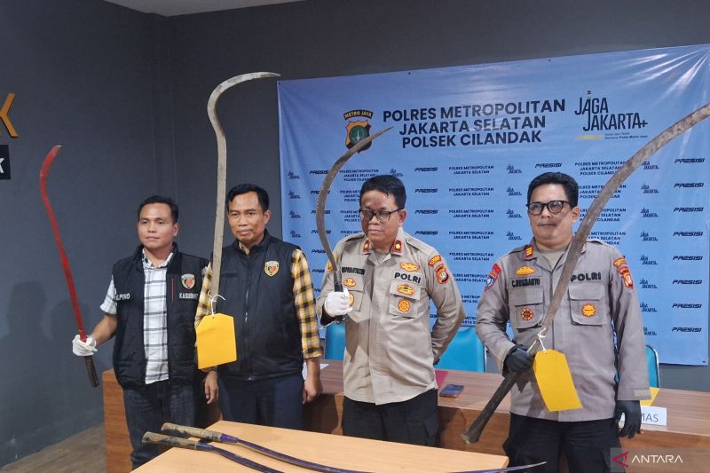 polisi-tangkap-empat-pelaku-pengeroyokan-dan-pembacokan-di-cilandak