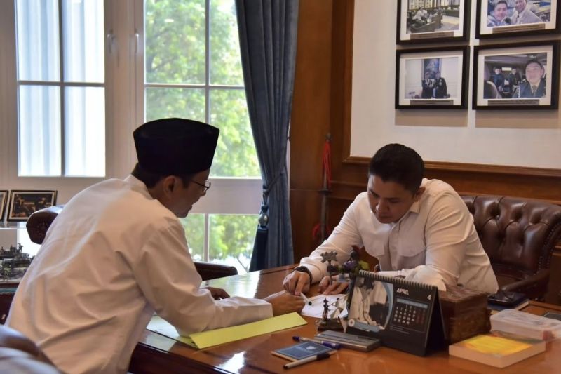 Seskab Teddy dan Mensos bahas Sekolah Rakyat hingga akurasi bansos