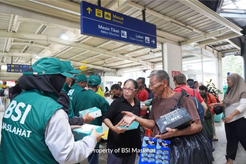 BSI Maslahat Meraih Posisi 3 Top of Mind ZISWAF, Perkuat Posisi sebagai Rekomendasi Donasi Masyarakat