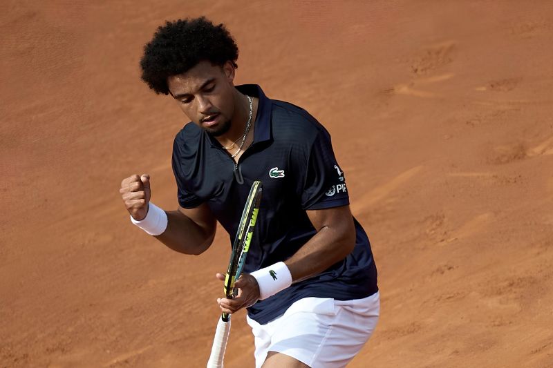 Arthur Fils mundur dari Roland Garros 2026