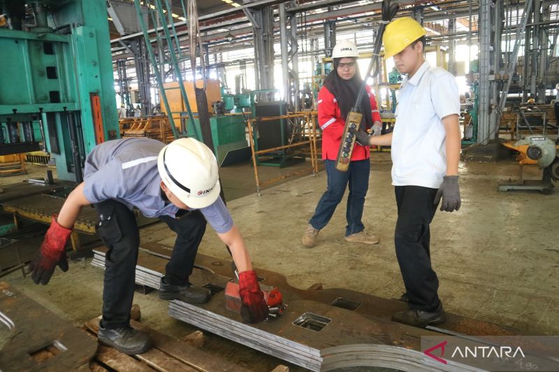 inka-modernisasi-pabrik-madiun-dan-banyuwangi-lewat-pmn-2025