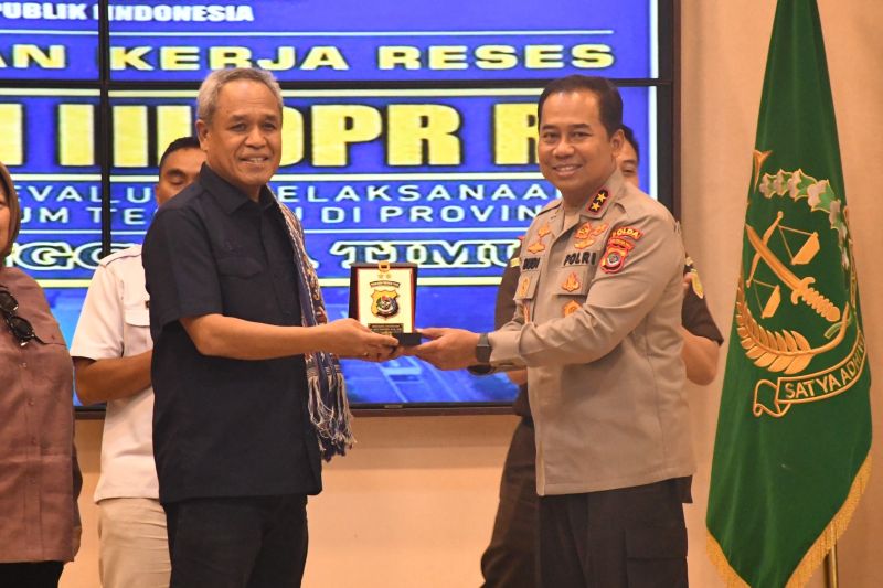 Komisi III DPR RI Pantau Kinerja Polda NTT, Puji Kepemimpinan Irjen Rudi Darmoko