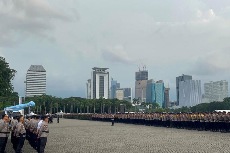 Wakapolda: Ratusan ribu sembako didistribusikan saat May Day di Monas? — INDONESIA — ERYU PROJECT