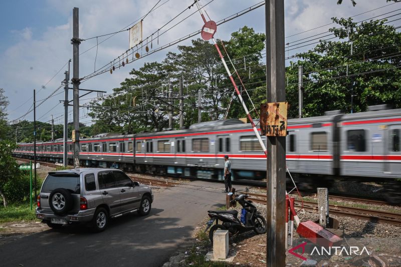 ahli-ungkap-kemungkinan-pemicu-kecelakaan-ka-yang-melibatkan-mobil