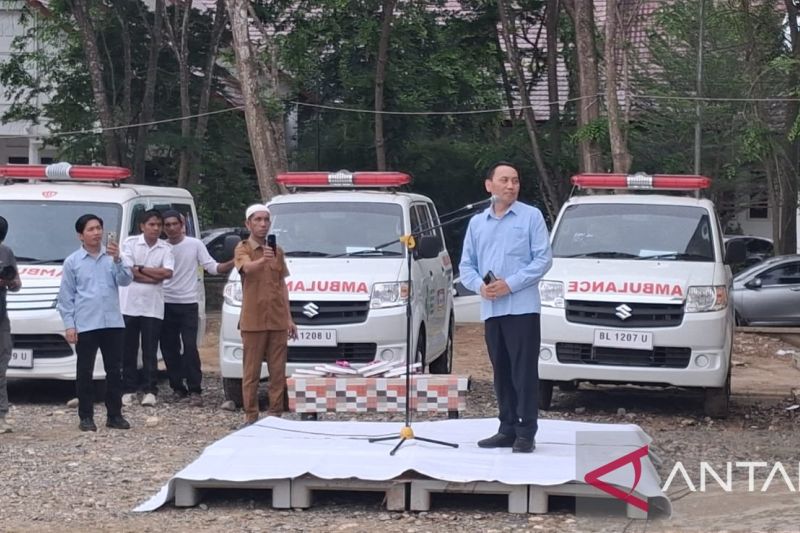 Kemenkes bantu 11 ambulans untuk pemulihan bencana Aceh Tamiang