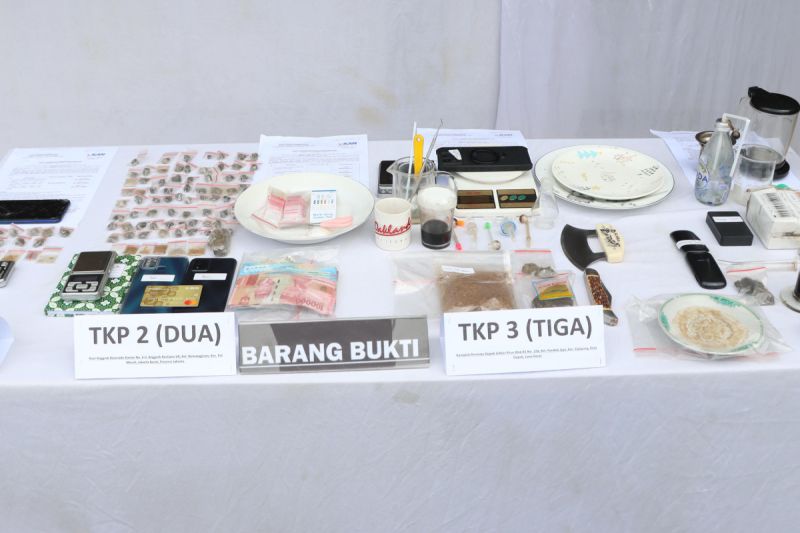 polres-jakpus-bekuk-tiga-pengedar-narkotika