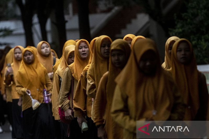 DPR: Lindungi korban kekerasan seksual di pesantren secara menyeluruh