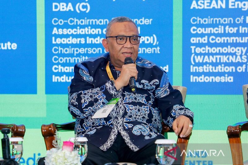 wamenaker-digital-skill-penting-untuk-hadapi-pergeseran-dunia-kerja