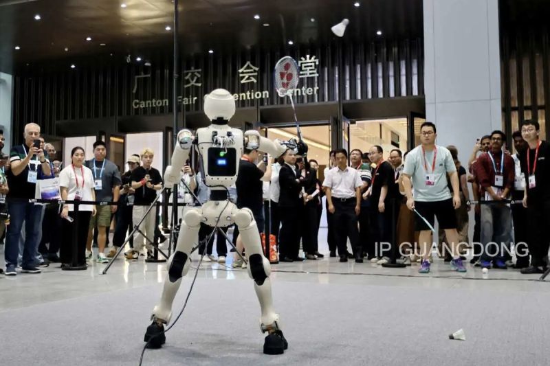 Pameran Kanton ke-139 mencetak rekor baru dalam jumlah kehadiran pembeli luar negeri